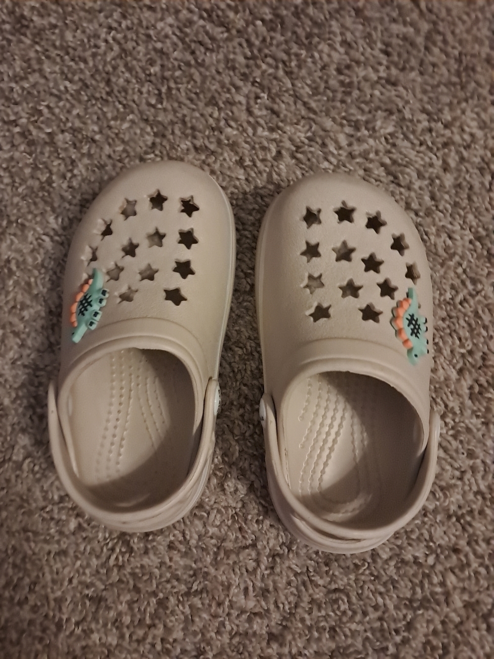 Kids Cream Star Cutout Clogs with Decorative Charms